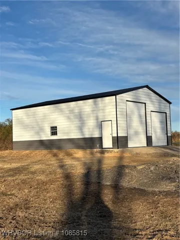 20975 Aes Rd, Spiro, OK 74959