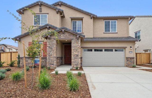 11926 Herodian Dr, Rancho Cordova, CA 95742
