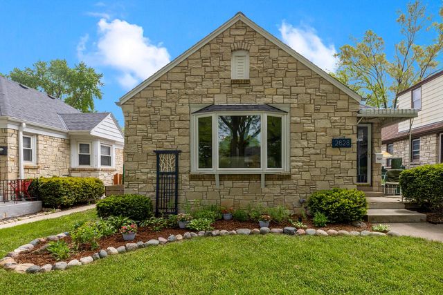 2828 South 45th STREET, Milwaukee, WI 53219