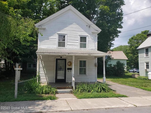 5 First Ave, Warrensburg, NY 12885