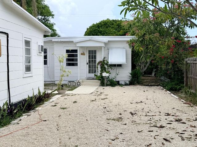 1124 18th Ave N #1, Lake Worth, FL 33460
