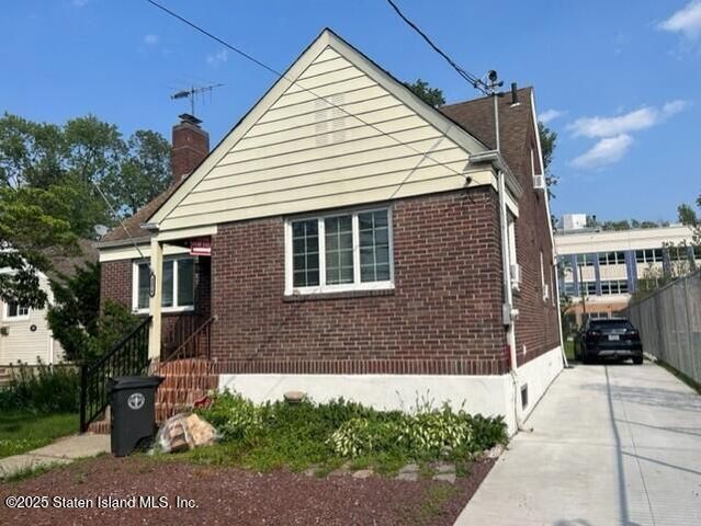 4070 Victory Blvd, Staten Island, NY 10314