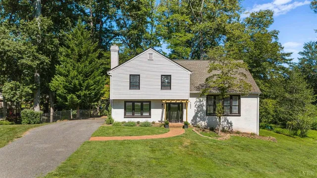 4634 Fieldale Rd, Lynchburg, VA 24503