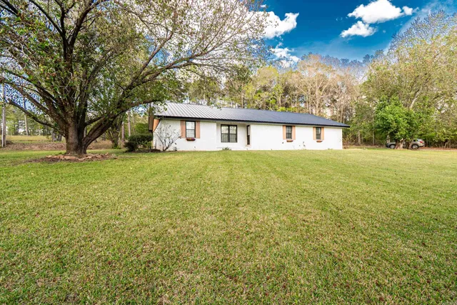 969 Pigeon Hill Rd, Strong, AR 71765