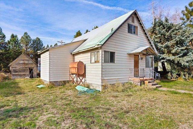 233 Squaw Valley Rd, McCloud, CA 96057