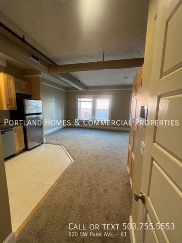 620 SW Park Ave  #61, Portland, OR 97205