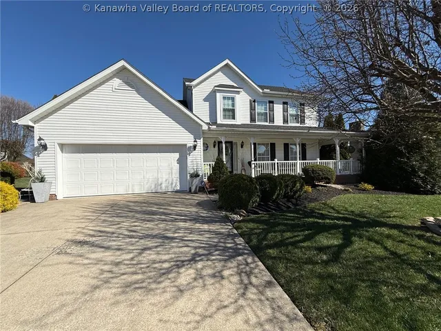 322 Plantation Dr, Hurricane, WV 25526