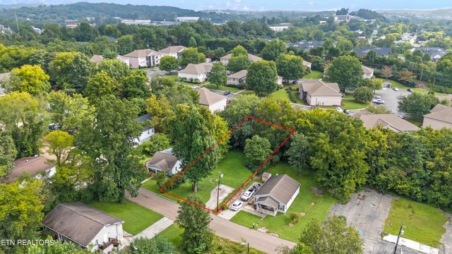 712 Washburn St, Knoxville, TN 37919