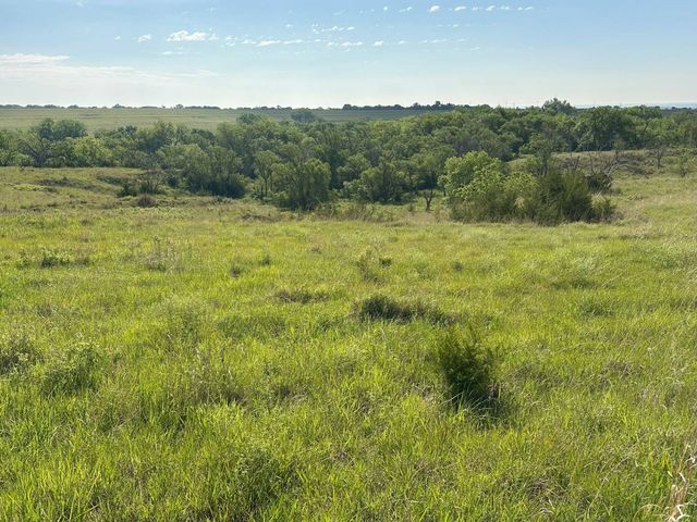 I Rd, Bloomington, NE 68929