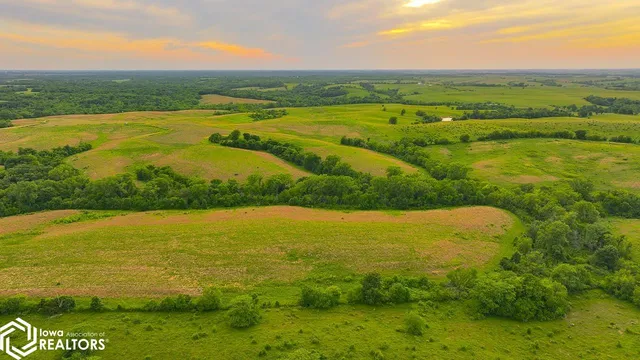 147th St, Lovilia, IA 50150