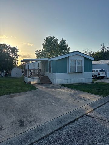 5475 Southcross Ranch Rd #61, San Antonio, TX 78222