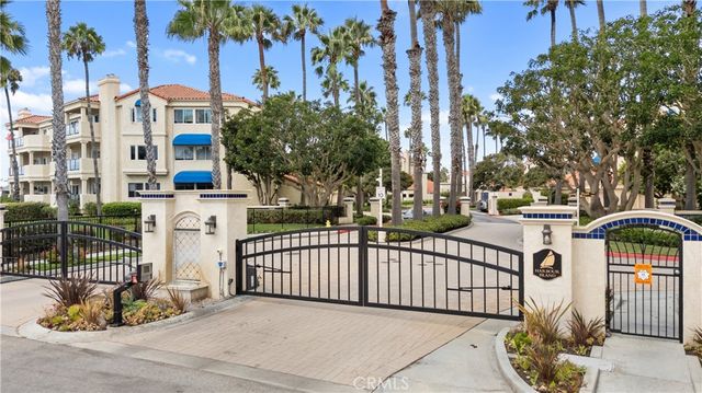 4235 Harbour Island Ln, Oxnard, CA 93035
