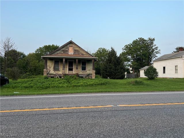 12391 Old State Rd, Chardon, OH 44024