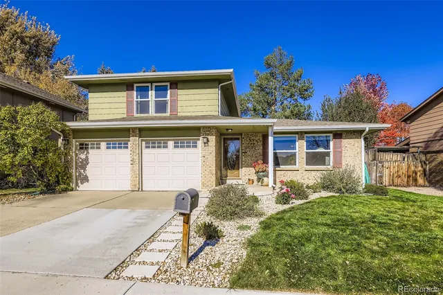 9097 W 77th Place, Arvada, CO 80005