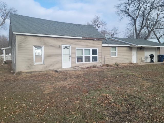 25278 140th St, Orleans, IA 51360