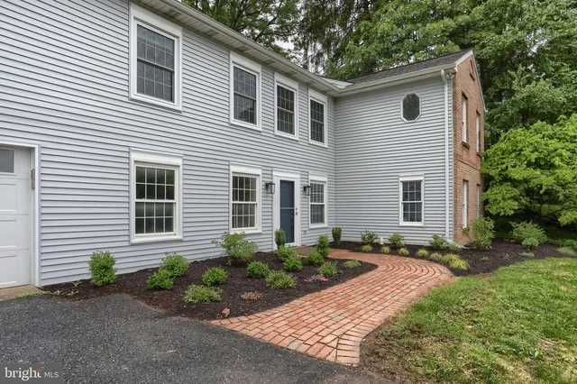 1866 Miller Rd, Hummelstown, PA 17036