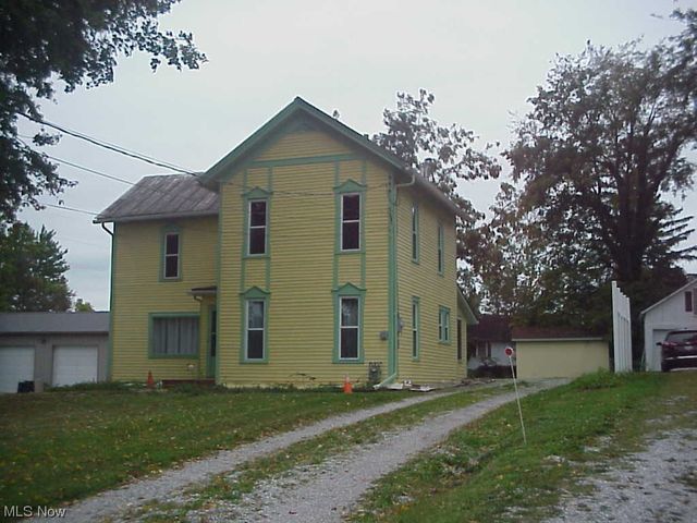 61 W  Main St, Seville, OH 44273