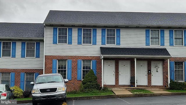 69 W  3rd St #5, Red Hill, PA 18076