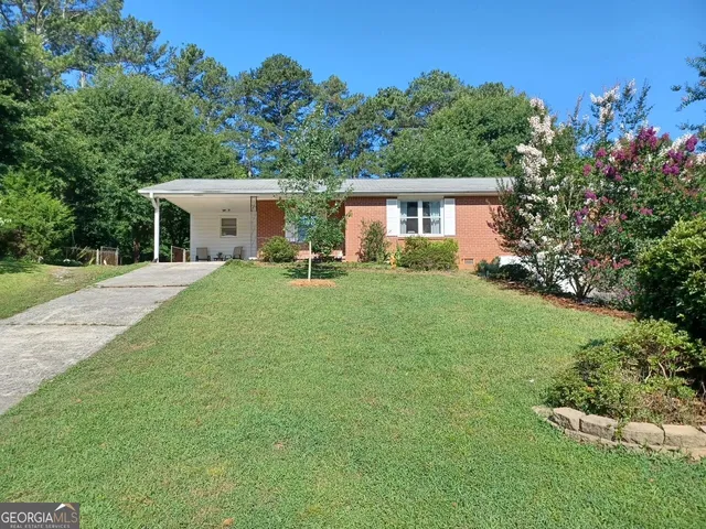 3576 Lakeshore Dr SW, Smyrna, GA 30082