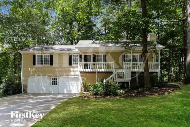 4295 Hickory Point Dr, Canton, GA 30115