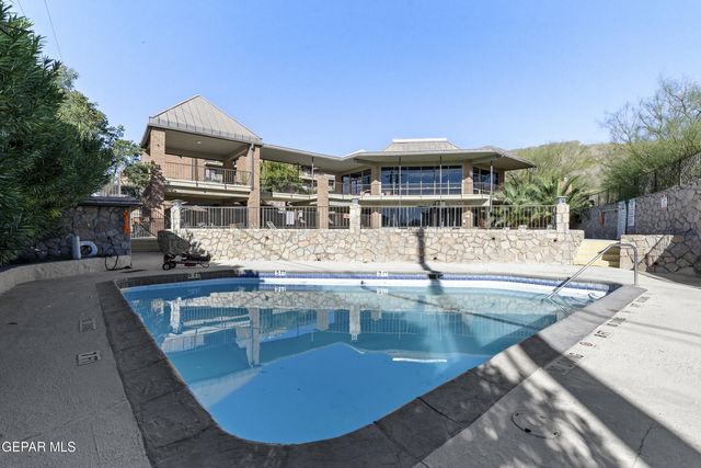 4433 N  Stanton St #P358, El Paso, TX 79902