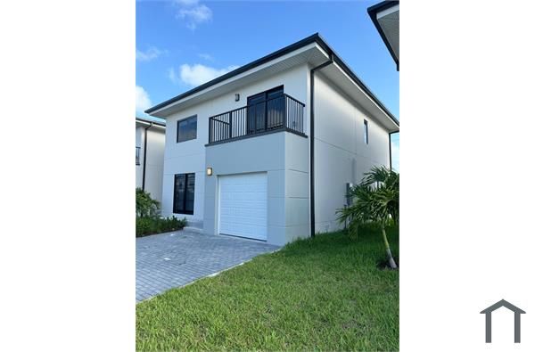 1100 W  Palm Dr, Florida City, FL 33034