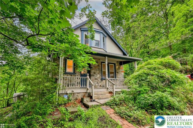 827 S  Lynn St, Bethlehem, PA 18015