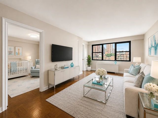 305 E  86th St #8VE, New York, NY 10028