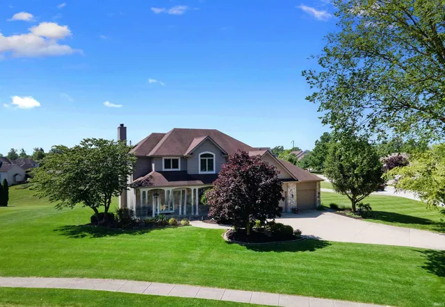 1106 Woodland Xing, Fort Wayne, IN 46825
