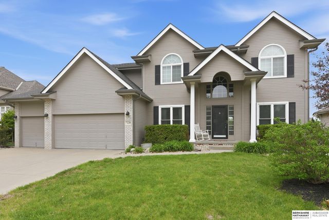 7220 N  154th St, Bennington, NE 68007