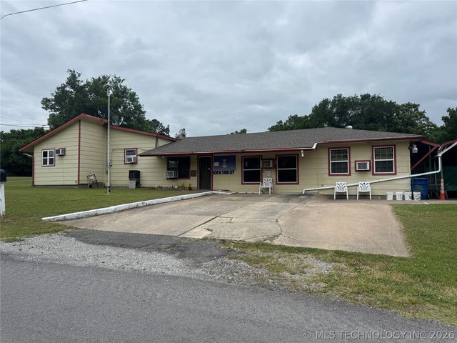 101 N  3rd St, Hartshorne, OK 74547
