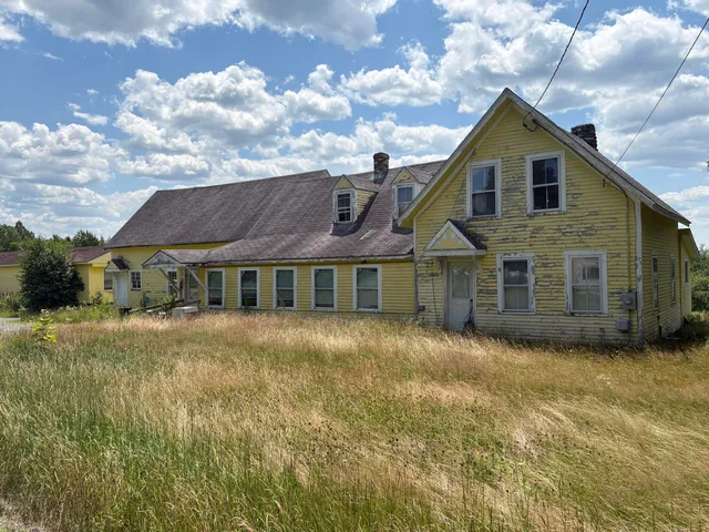 415 Medford Road, Milo, ME 04463