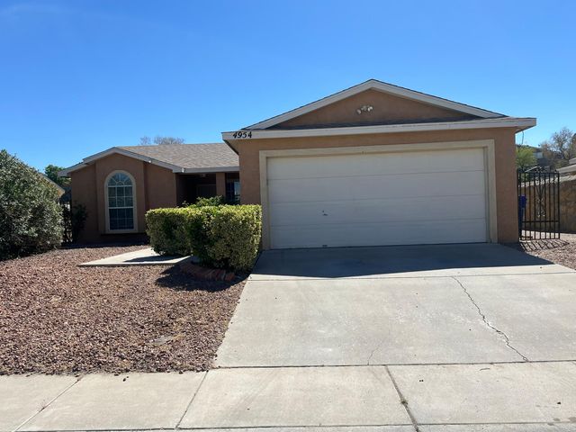 4954 Nicely Ct, Las Cruces, NM 88012