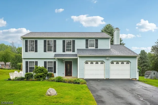 7 Michael Ct, Newton, NJ 07860