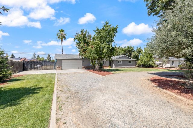 36417 Orange Grove Ave, Madera, CA 93636