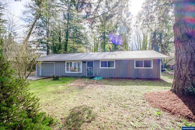2046 54th Ave, Sweet Home, OR 97386
