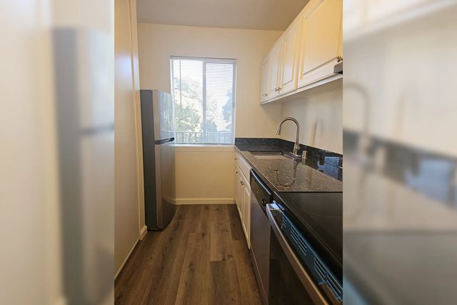 1940 Franciscan Way #301, Alameda, CA 94501
