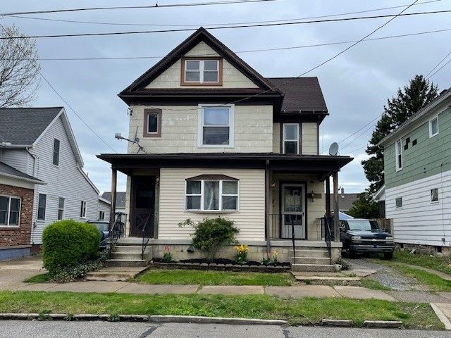 626-628 W  22nd St, Erie, PA 16502