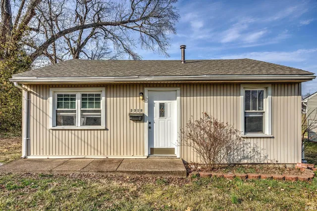 3318 Coker Ave, Evansville, IN 47714