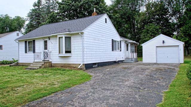 128 Charles Ave, Red Wing, MN 55066