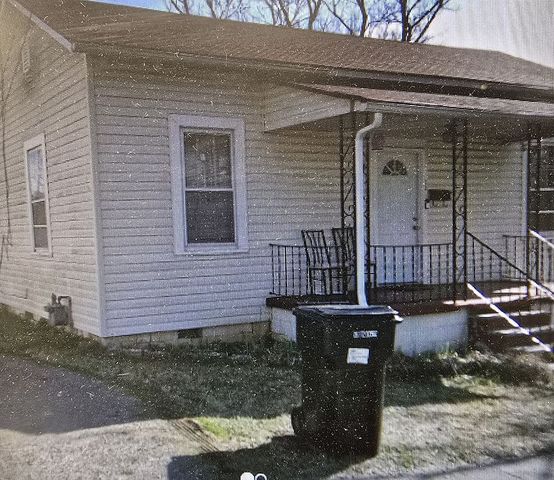 33 Laurel Ave, Danville, VA 24541