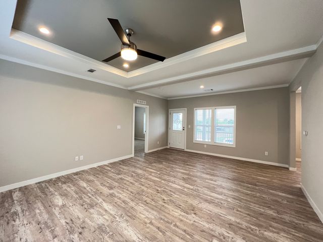 270B Plan in Harston Woods, Euless, TX 76040