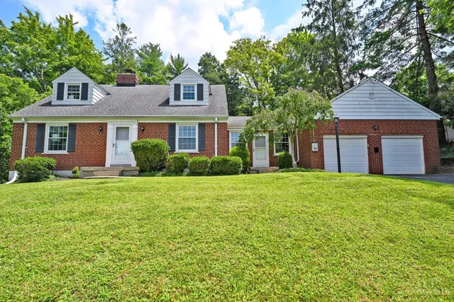 6770 Rollaway Rd, Cincinnati, OH 45236