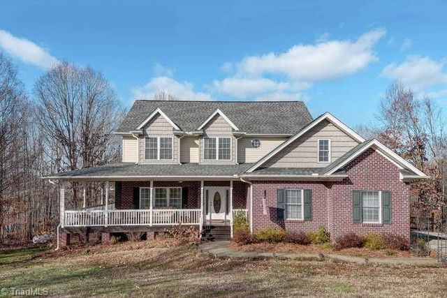 7359 Buckland Dr, Browns Summit, NC 27214