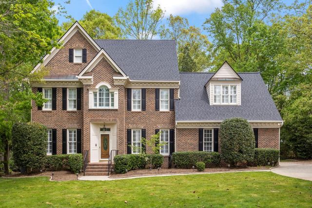 204 Benedetti Ct, Cary, NC 27513