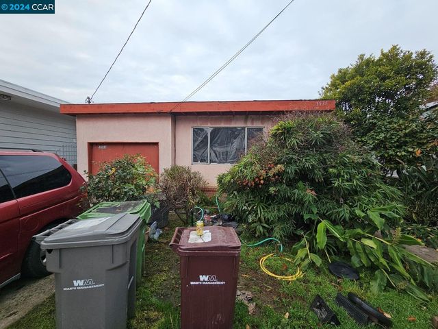 3533 Victor Ave, Oakland, CA 94619