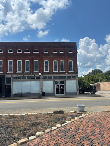 106 N  Broadway St, Providence, KY 42450