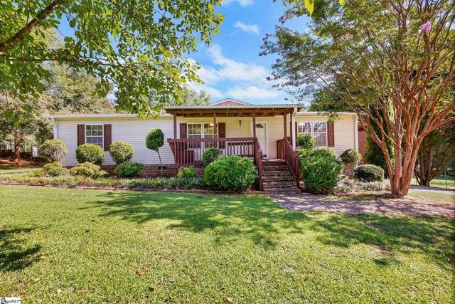 1608 S  McElhaney Rd, Greer, SC 29651