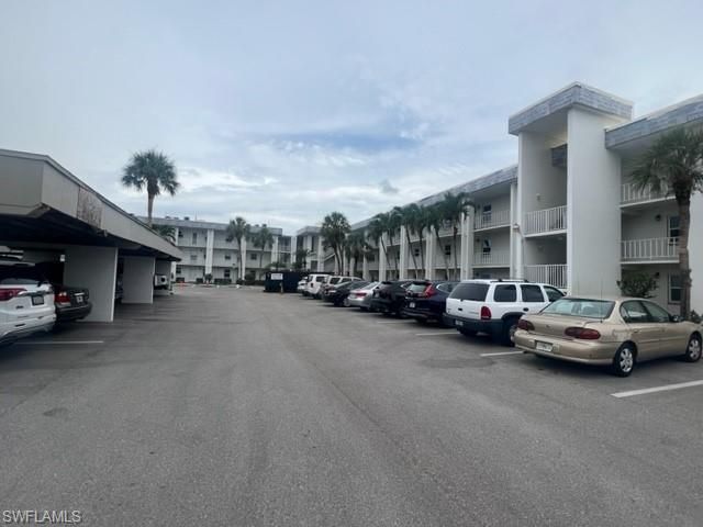 1724 Pine Valley Dr #120, Fort Myers, FL 33907