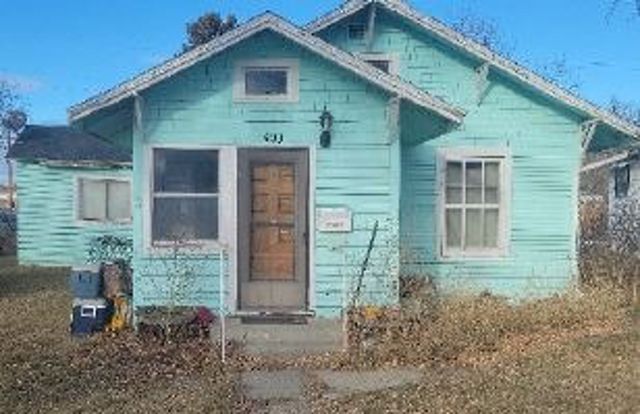 403 E  5th St, Laurel, MT 59044